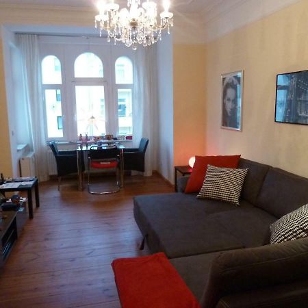 Lichtdurchflutetes Apartment Prenzlauerberg Berlin Luaran gambar