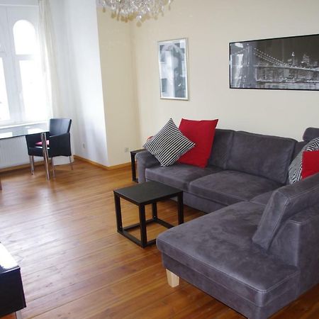 Lichtdurchflutetes Apartment Prenzlauerberg Berlin Luaran gambar