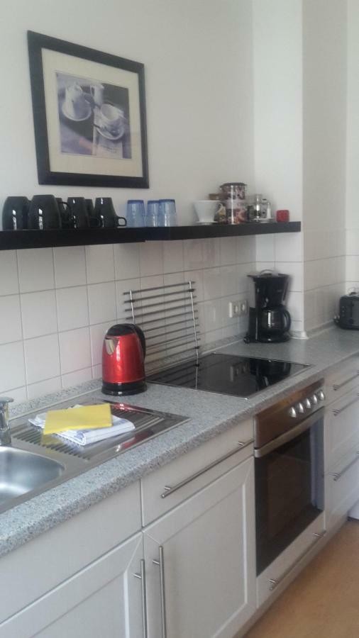 Lichtdurchflutetes Apartment Prenzlauerberg Berlin Luaran gambar