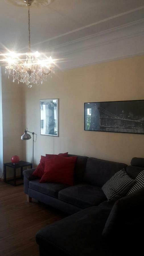 Lichtdurchflutetes Apartment Prenzlauerberg Berlin Luaran gambar